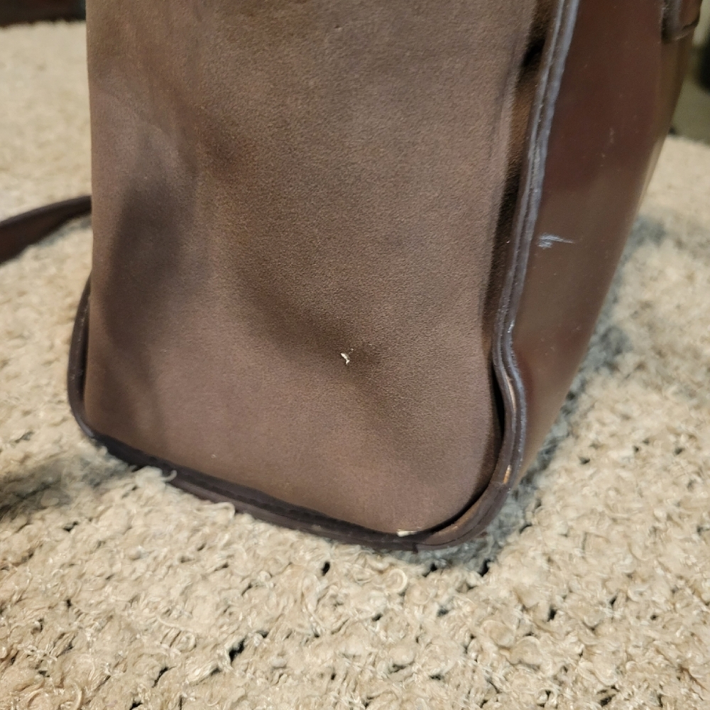 ADRIENNE VITTADINI SHOULDER PURSE BROWN LEATHER - Picture 10 of 14